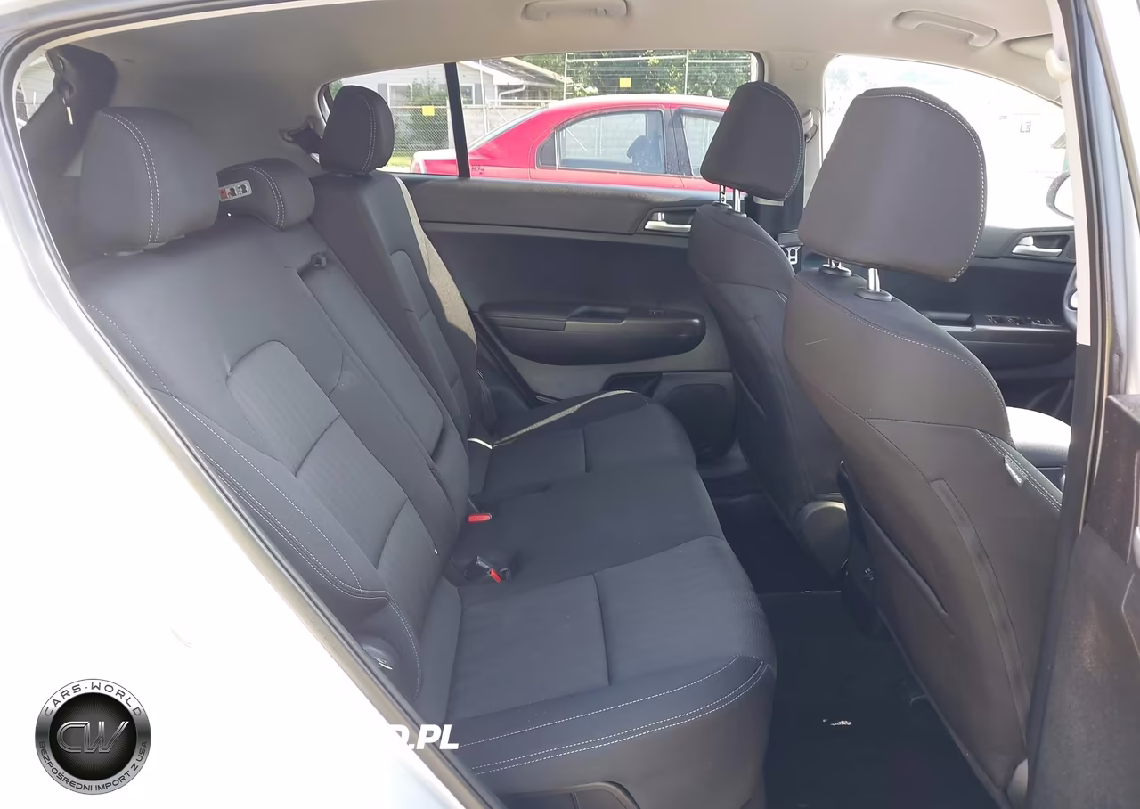 2019 Kia Sportage Lx VIN:KNDPMCAC3K7573630 - 8