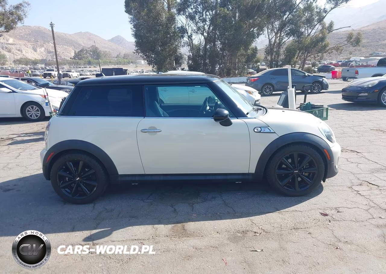 2011 Mini Cooper S VIN:WMWSV3C59BTY11765 - 13