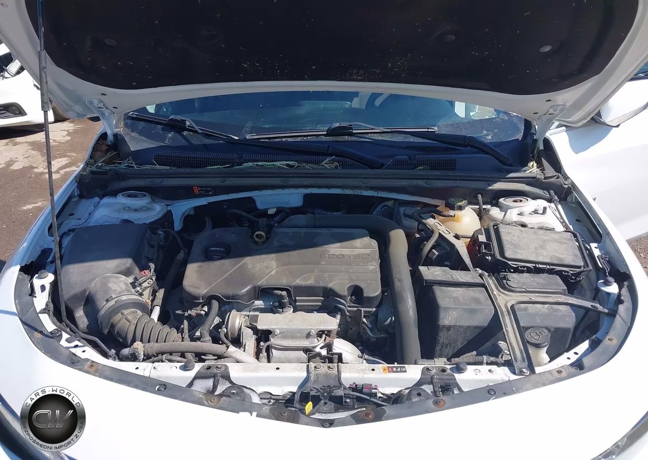 2018 Chevrolet Malibu Lt VIN:1G1ZD5STXJF275396 - 10