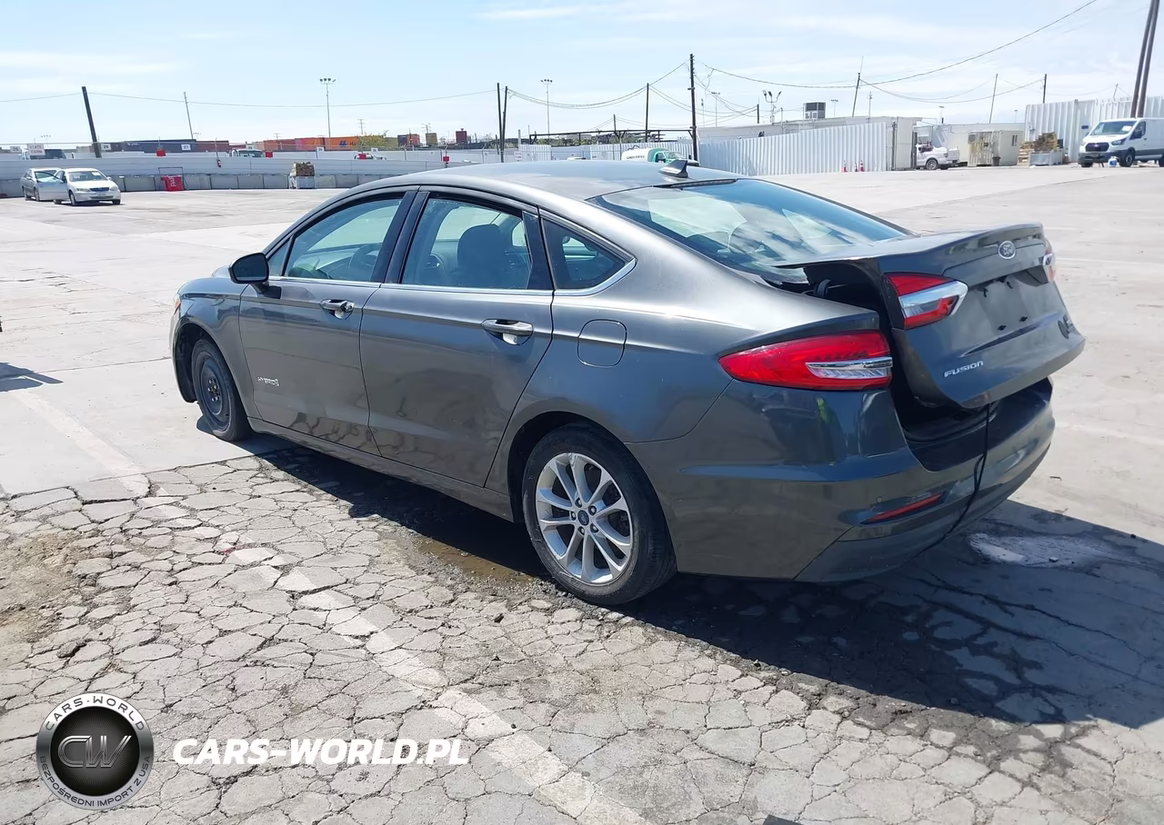 2019 Ford Fusion Hybrid Se VIN:3FA6P0LU2KR261594 - 3