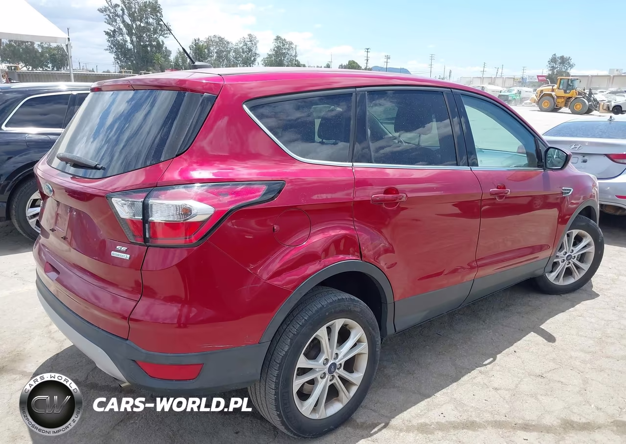 2017 Ford Escape Se VIN:1FMCU0GD1HUD93260 - 4