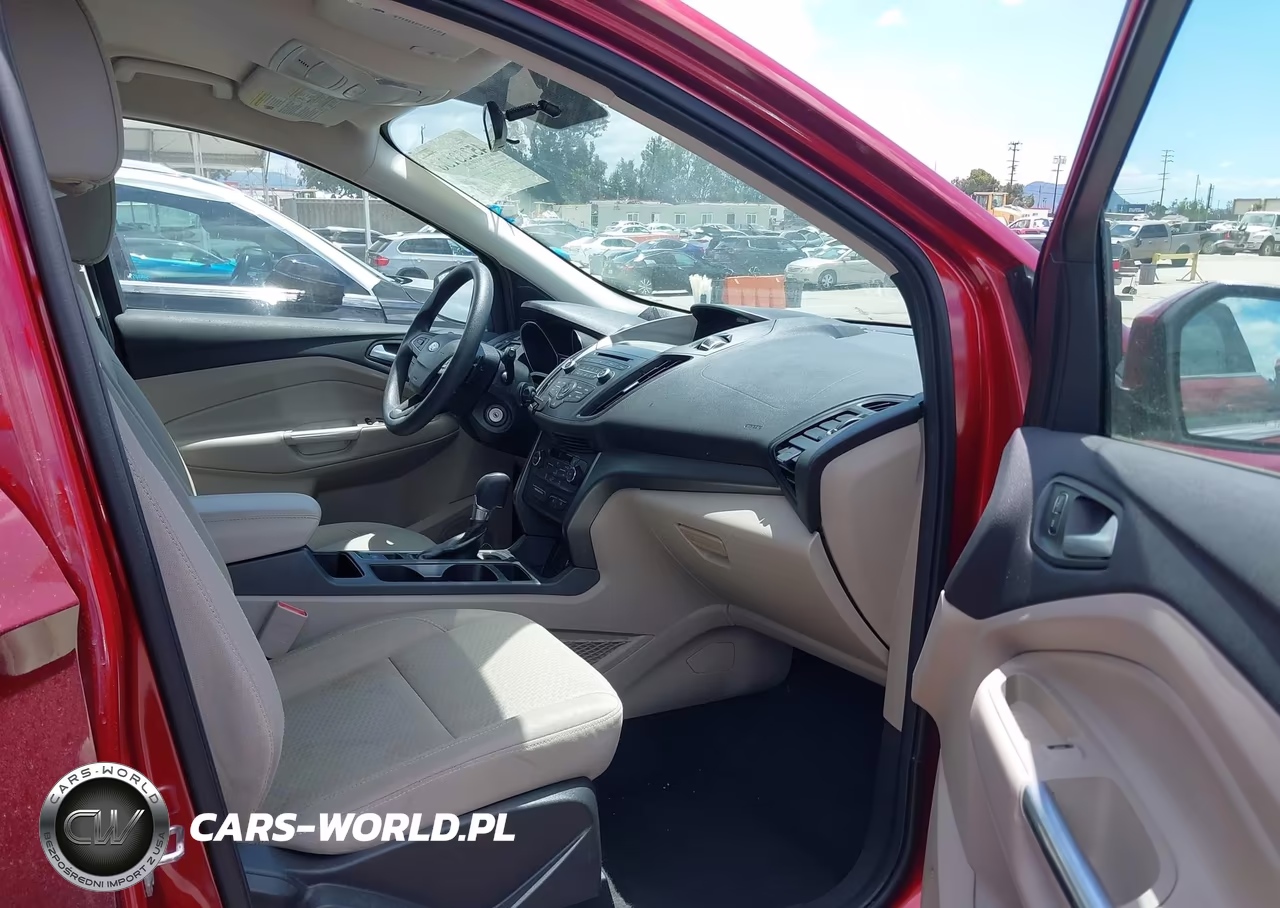 2017 Ford Escape Se VIN:1FMCU0GD1HUD93260 - 5