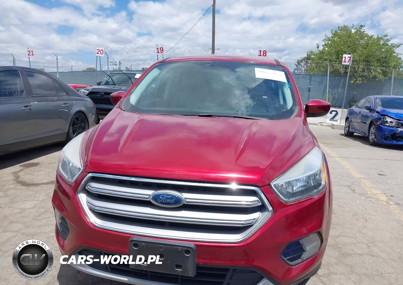 2017 Ford Escape Se VIN:1FMCU0GD1HUD93260 - 6