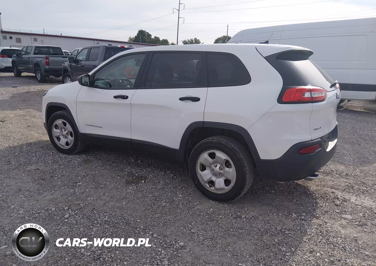 2016 Jeep Cherokee Sport VIN:1C4PJMAB1GW313925 - 3