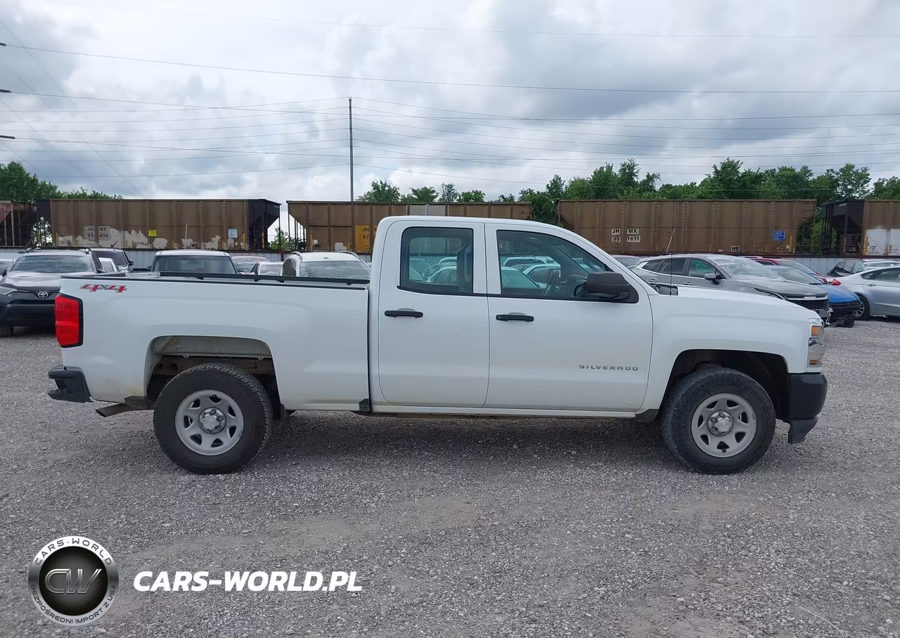 2017 Chevrolet Silverado 1500 Wt VIN:1GCVKNEH3HZ338768 - 13