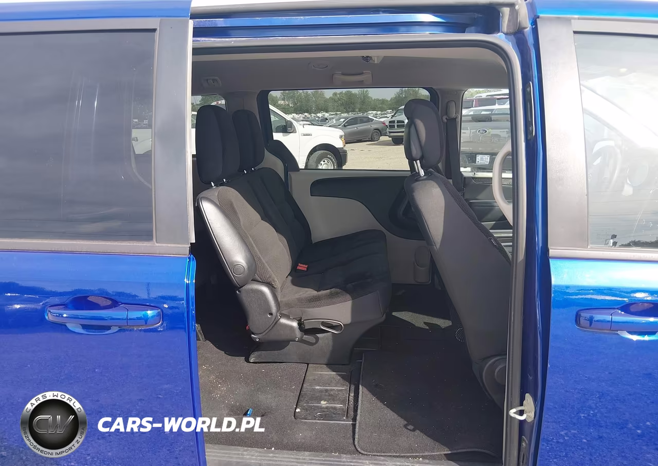 2018 Dodge Grand Caravan Se VIN:2C4RDGBG1JR312916 - 8