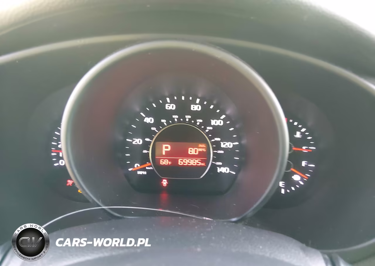2016 Kia Soul VIN:KNDJN2A20G7370948 - 7