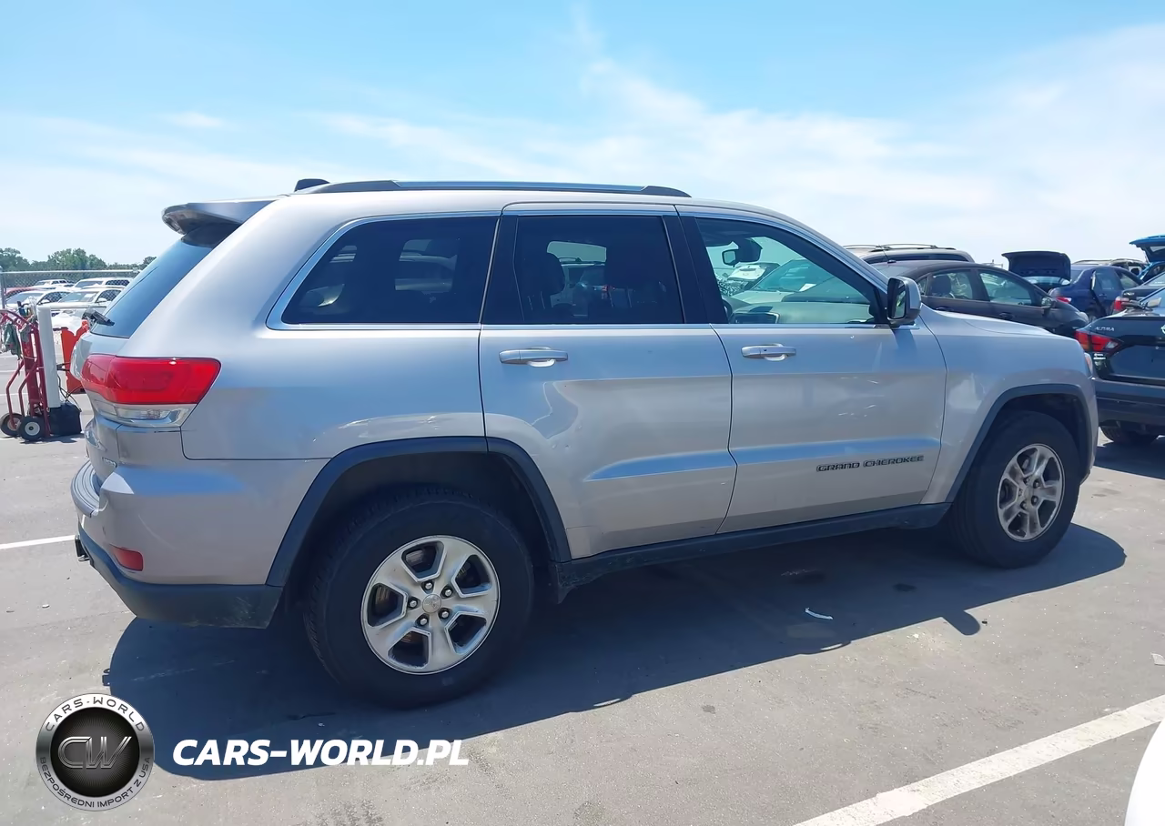 2017 Jeep Grand Cherokee Laredo 4X2 VIN:1C4RJEAG2HC868718 - 13