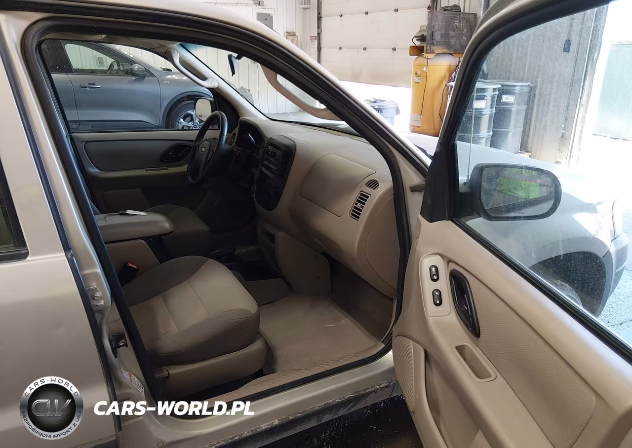 2004 Ford Escape Xls VIN:1FMCU92194KB25337 - 5