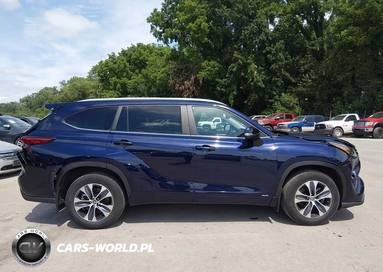 2023 Toyota Highlander Hybrid Xle VIN:5TDKBRCH4PS568705 - 13