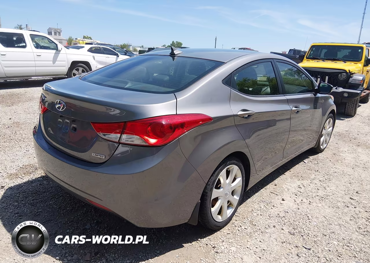 2012 Hyundai Elantra Limited VIN:5NPDH4AEXCH100237 - 4