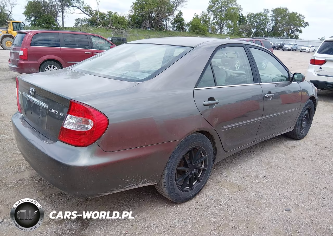2003 Toyota Camry Xle VIN:4T1BE32K63U783988 - 4
