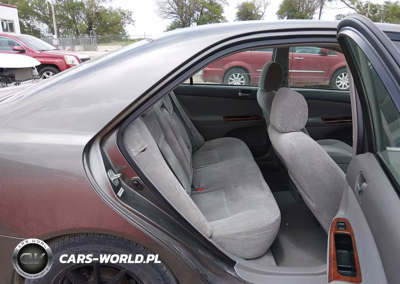 2003 Toyota Camry Xle VIN:4T1BE32K63U783988 - 8