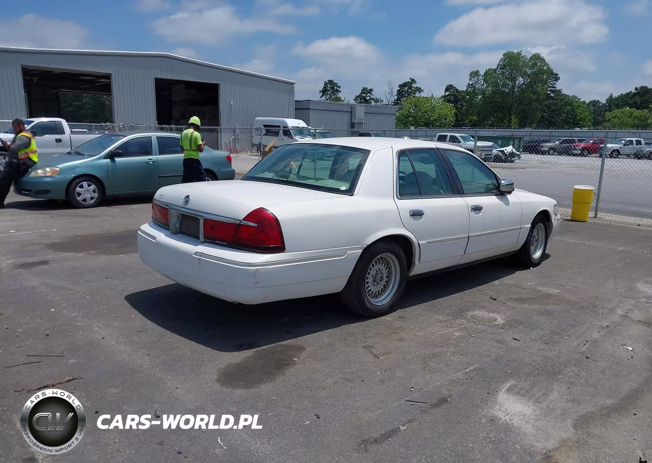 2001 Mercury Grand Marquis Ls VIN:2MEFM75W41X678367 - 4