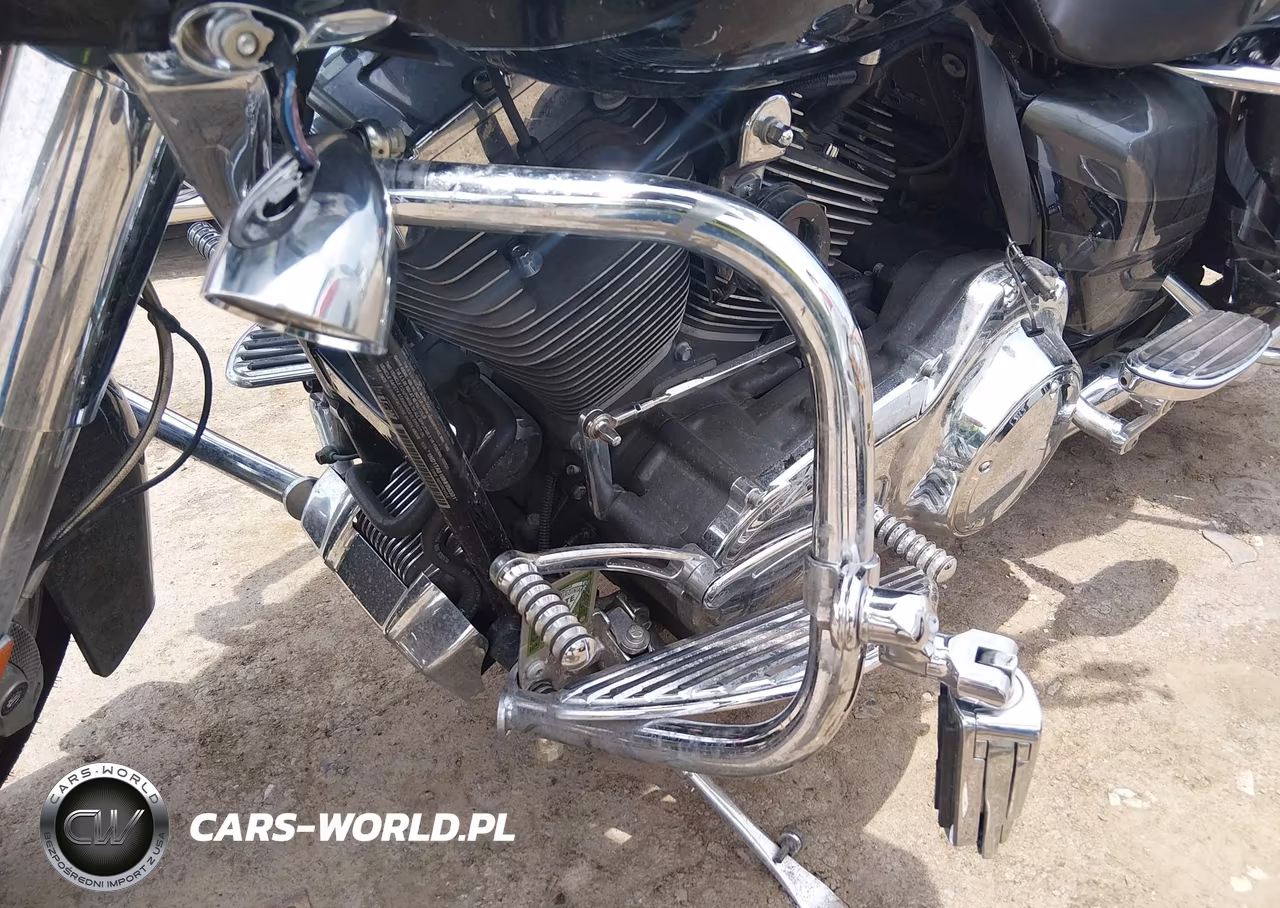 2011 Harley-Davidson Fltruse VIN:1HD1TA810BB950301 - 14