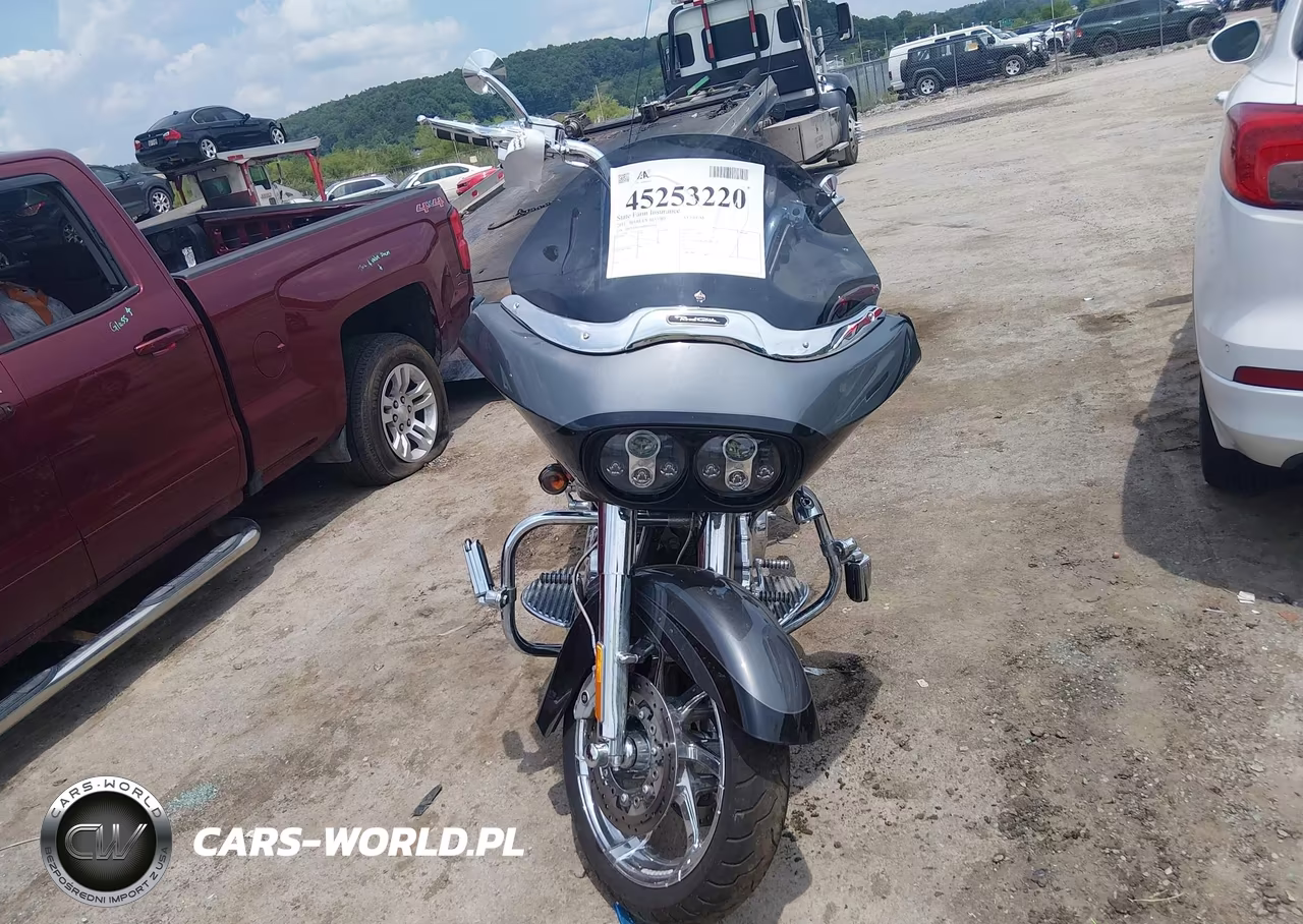 2011 Harley-Davidson Fltruse VIN:1HD1TA810BB950301 - 5