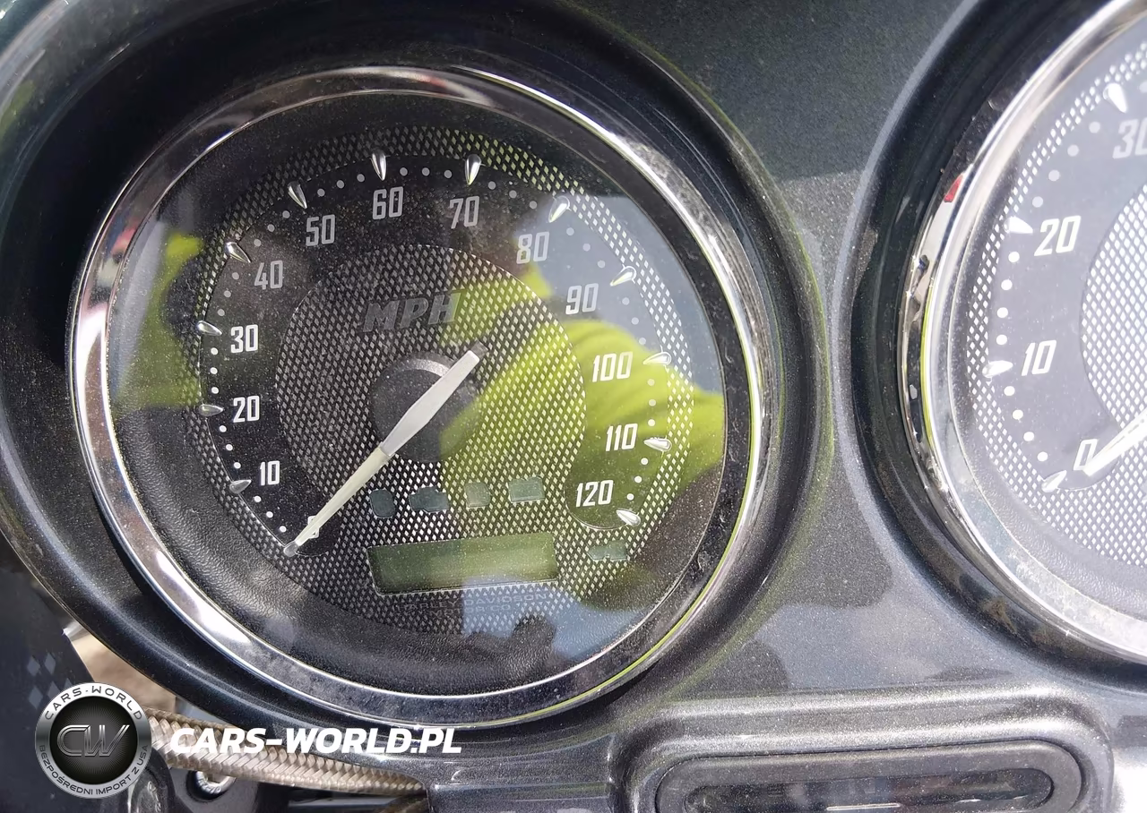 2011 Harley-Davidson Fltruse VIN:1HD1TA810BB950301 - 7
