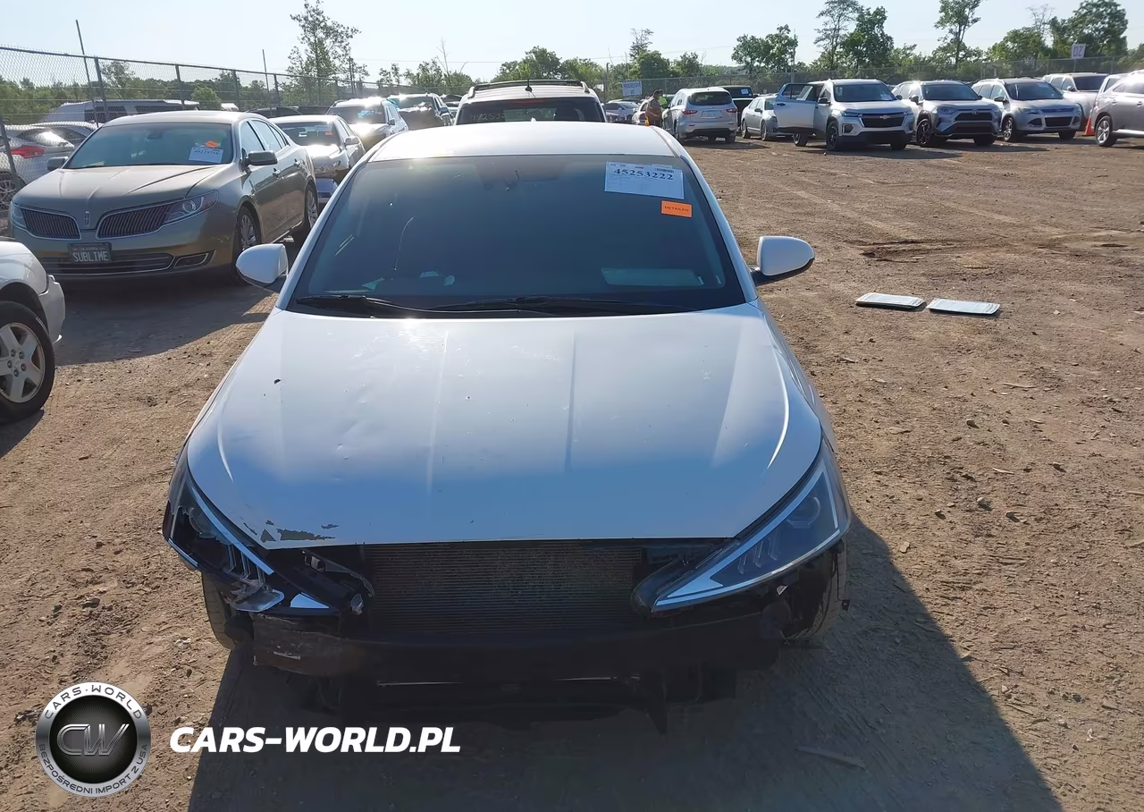 2020 Hyundai Elantra Sel VIN:5NPD84LF2LH512030 - 13