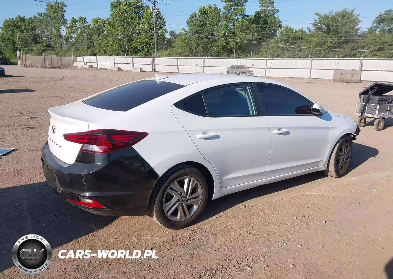 2020 Hyundai Elantra Sel VIN:5NPD84LF2LH512030 - 4