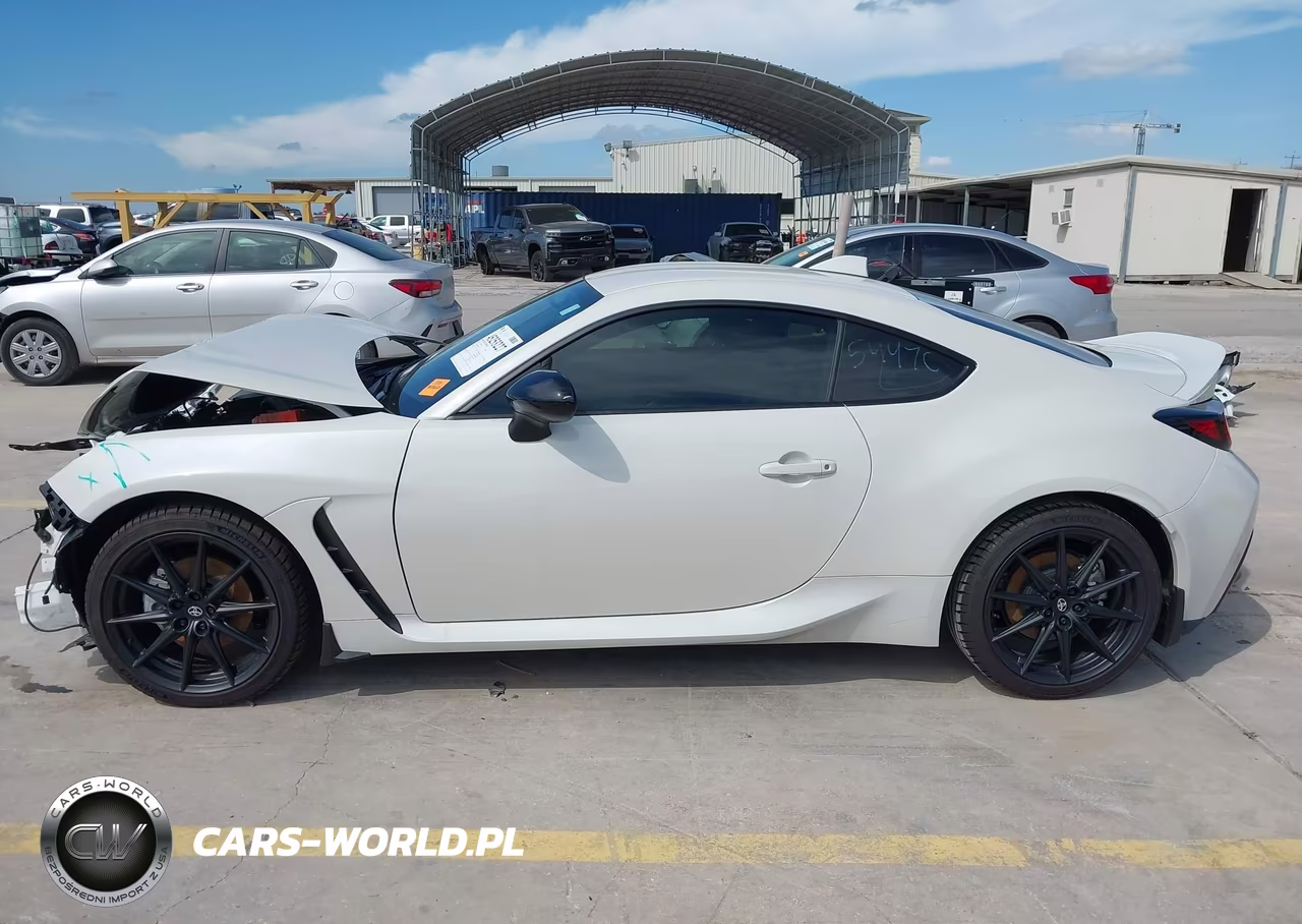 2025 Toyota Gr86 Premium VIN:JF1ZNBE14S9760989 - 15