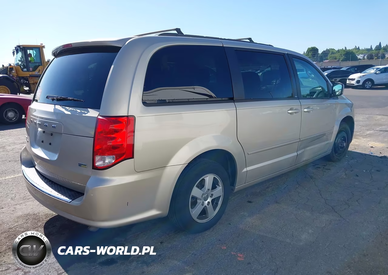 2013 Dodge Grand Caravan Sxt VIN:2C4RDGCG7DR628047 - 4