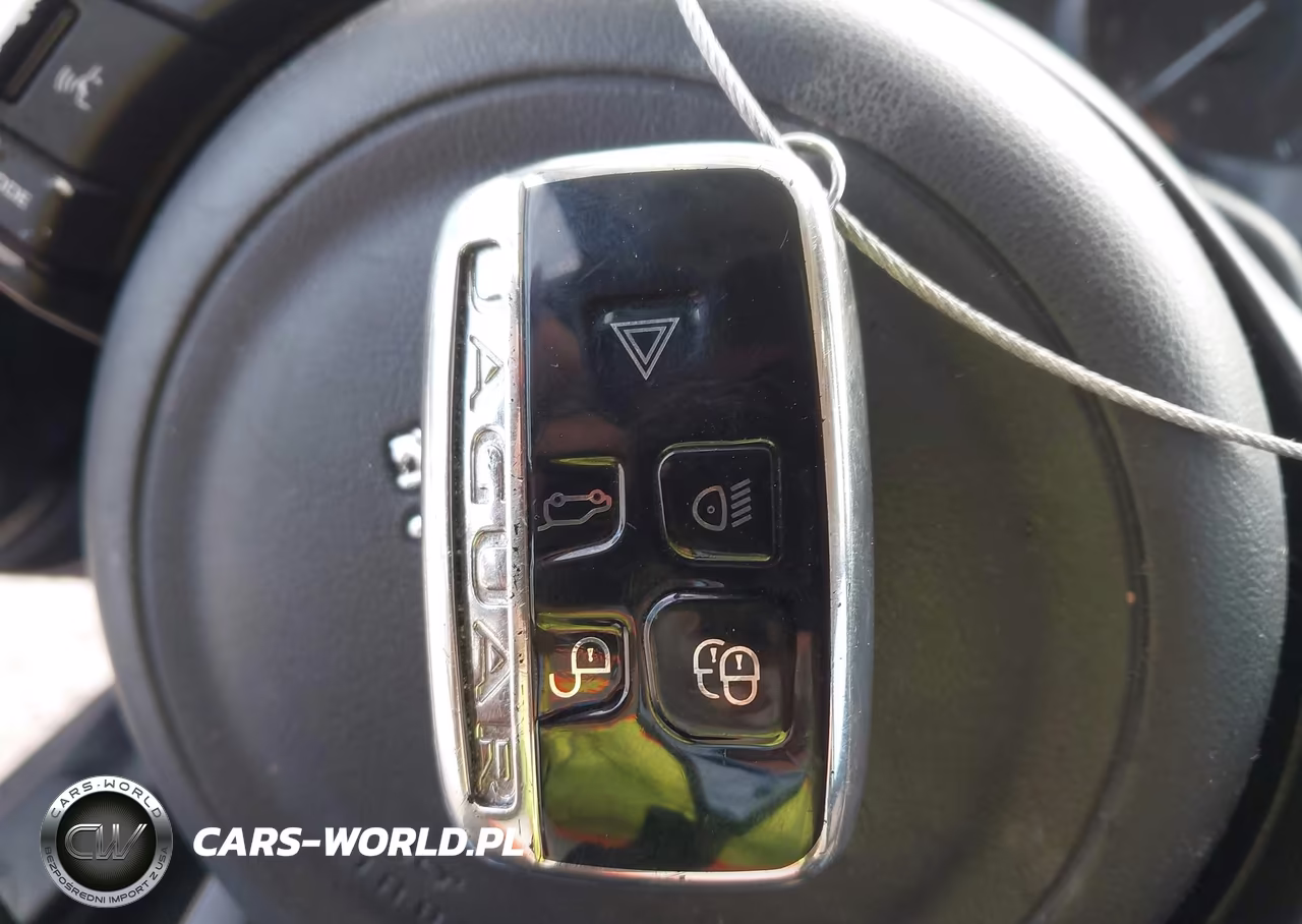 2017 Jaguar Xe 25T VIN:SAJAR4BG7HA968180 - 11