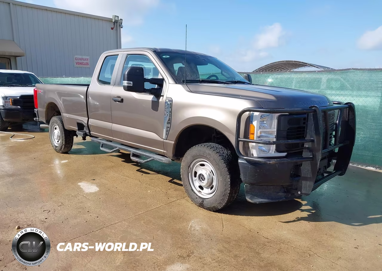 2023 Ford F-250 Xl – zdjęcie 1 z 19