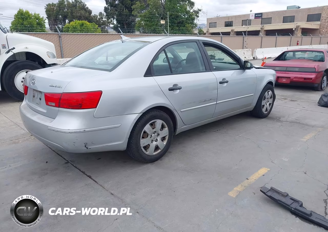 2010 Hyundai Sonata Gls VIN:5NPET4AC8AH647389 - 4