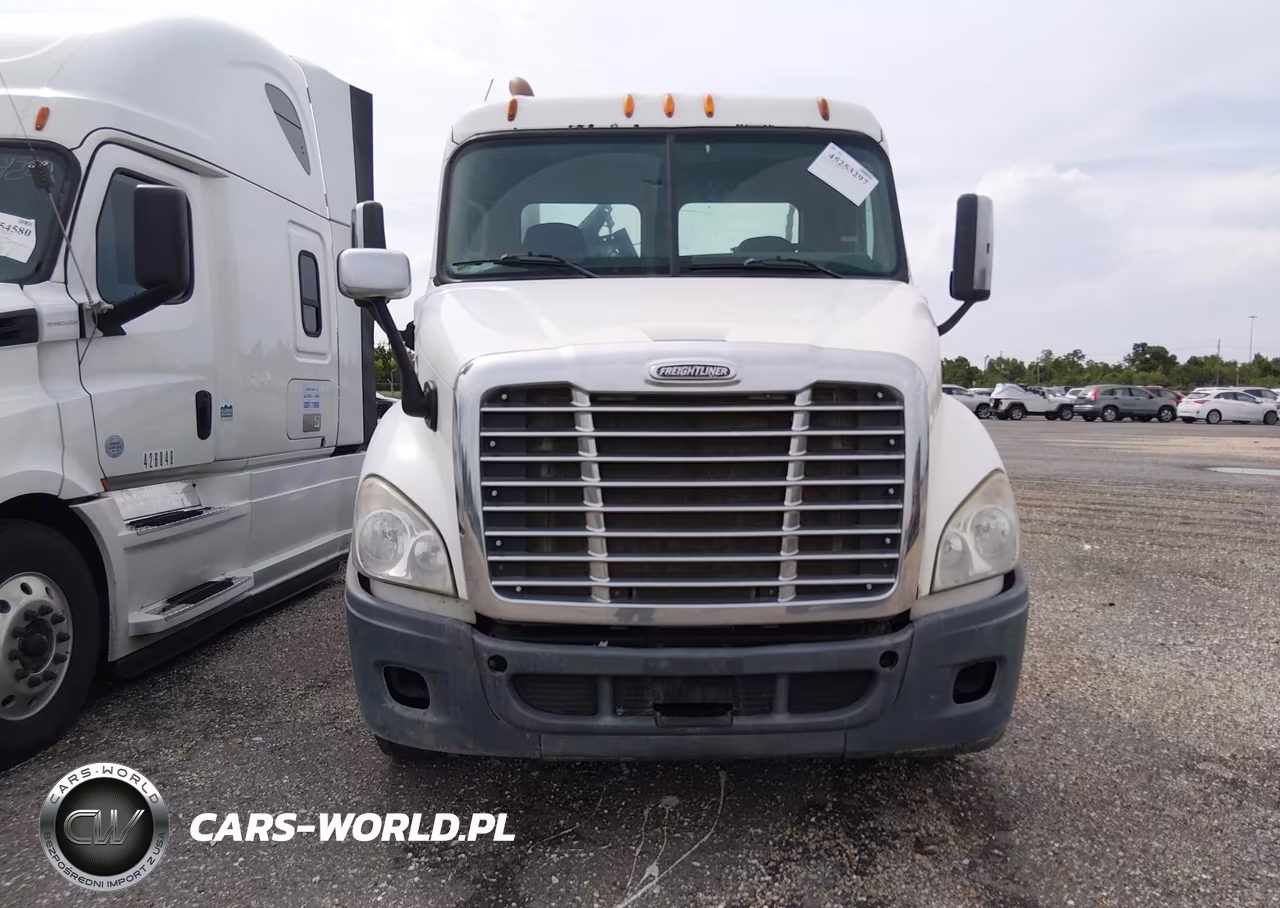 2013 Freightliner Cascadia 113 VIN:3AKJGBDV7DSFE2374 - 11
