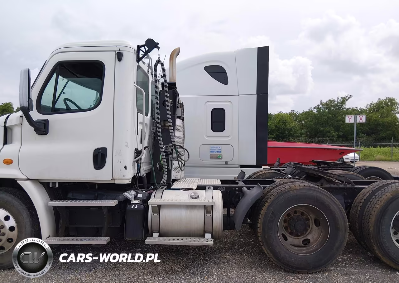 2013 Freightliner Cascadia 113 VIN:3AKJGBDV7DSFE2374 - 14