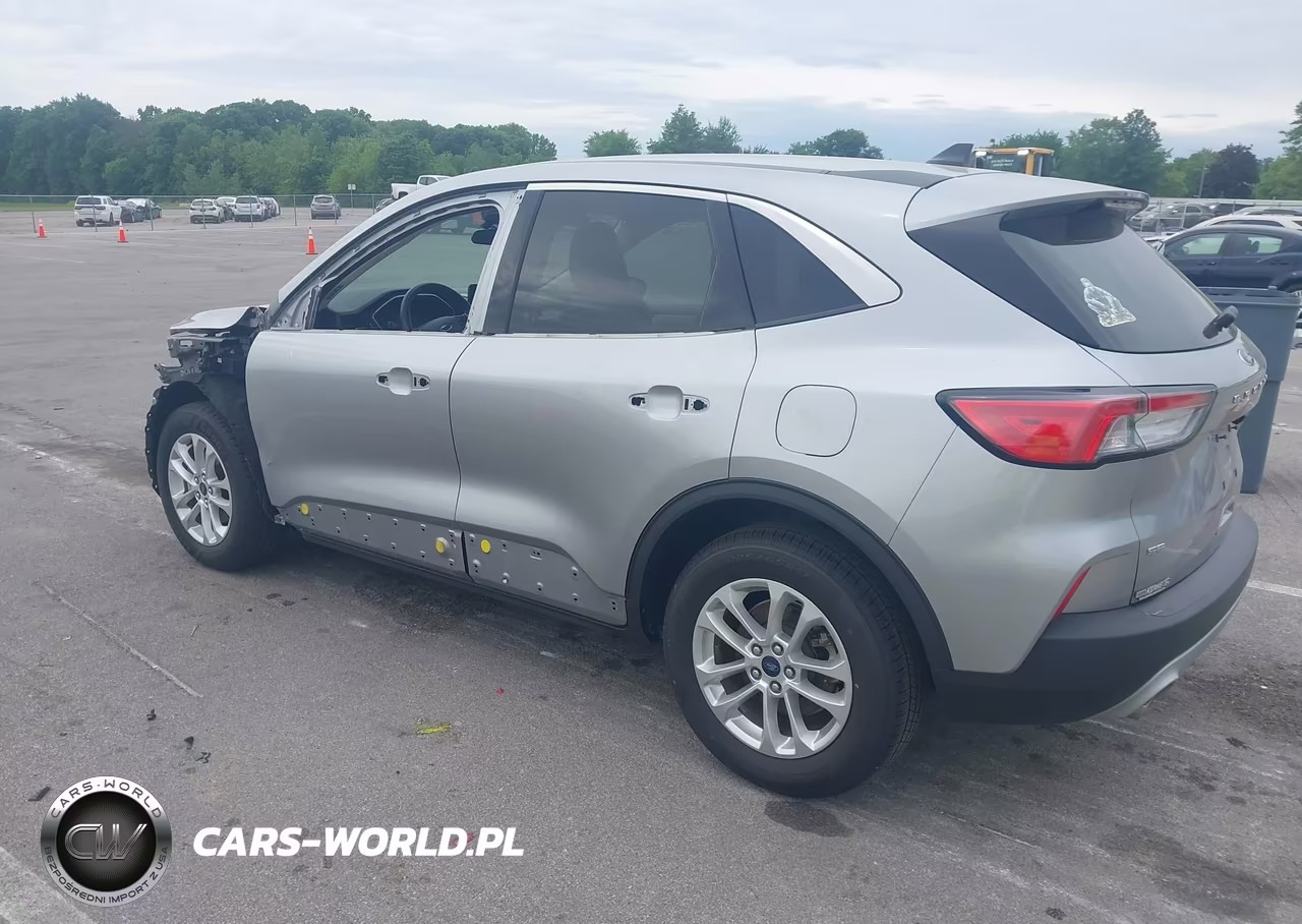 2021 Ford Escape Se Hybrid VIN:1FMCU0BZ3MUB18566 - 3