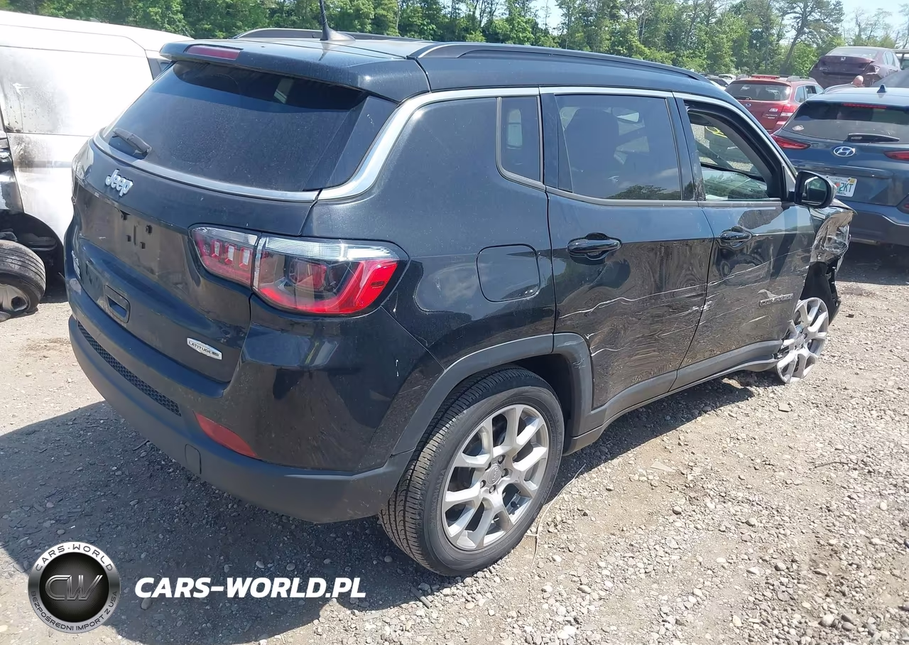 2022 Jeep Compass Latitude Lux 4X4 VIN:3C4NJDFB0NT221398 - 4