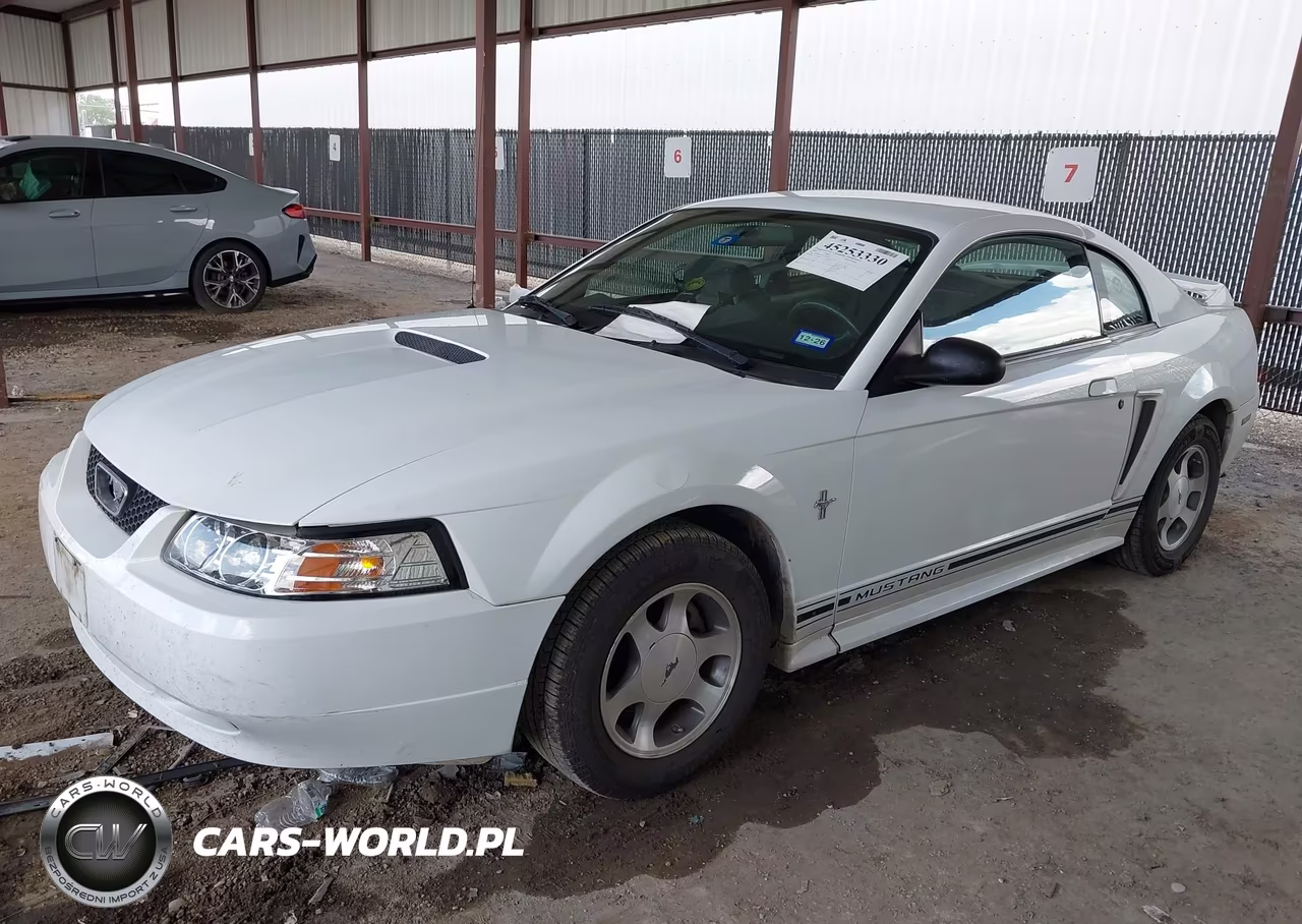 2000 Ford Mustang VIN:1FAFP4041YF110392 - 2