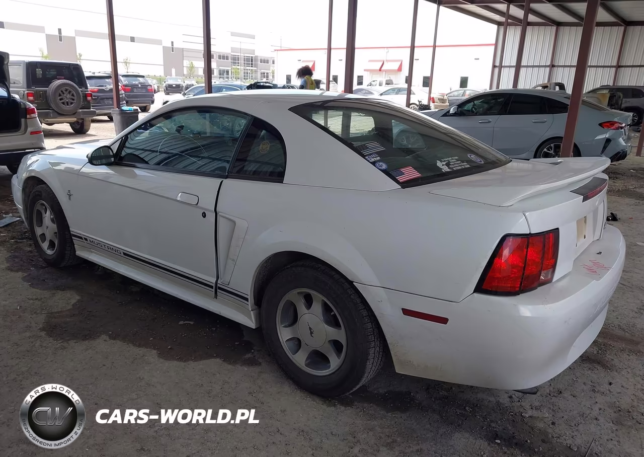 2000 Ford Mustang VIN:1FAFP4041YF110392 - 3