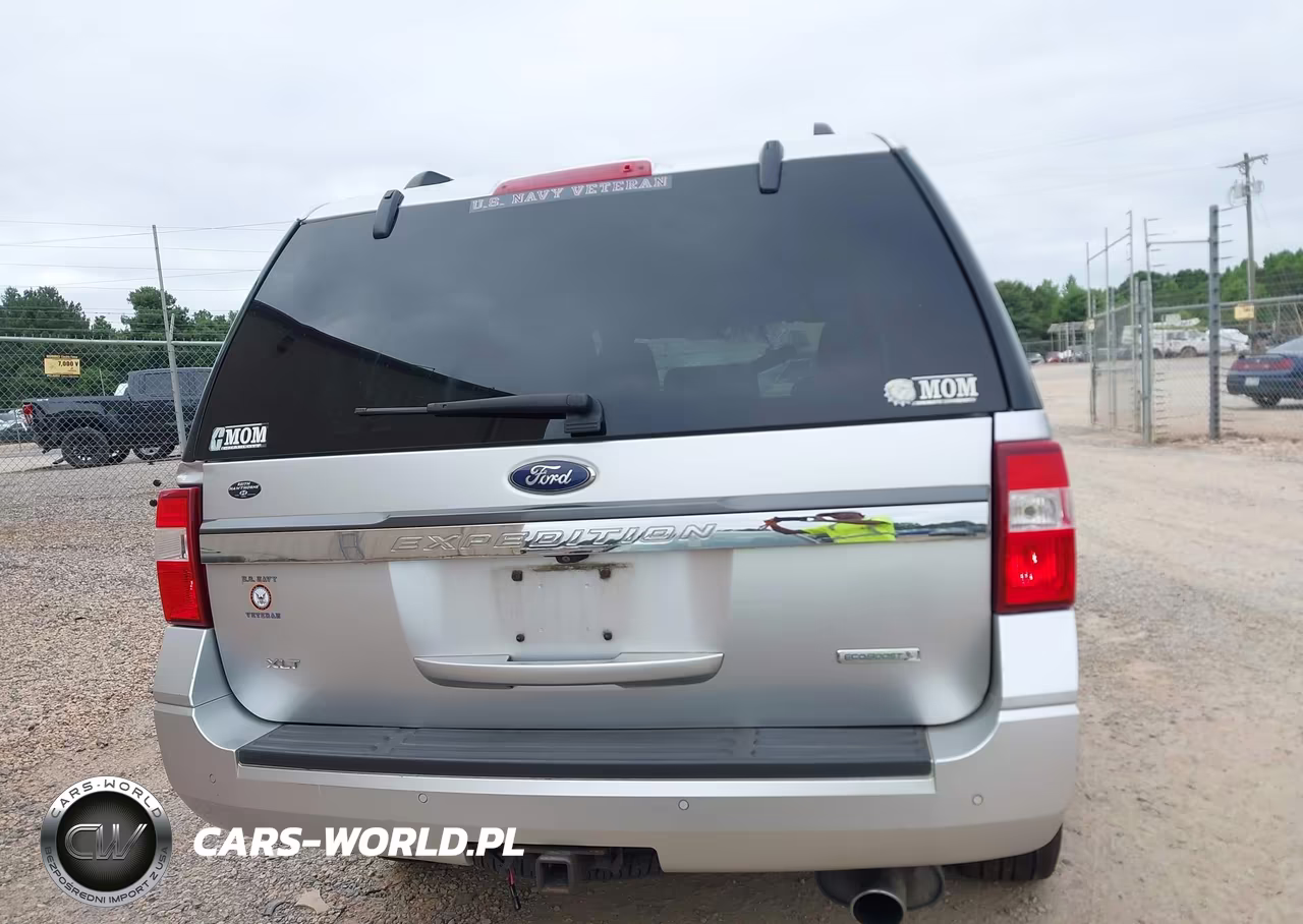 2017 Ford Expedition Xlt VIN:1FMJU1JT4HEA39661 - 16