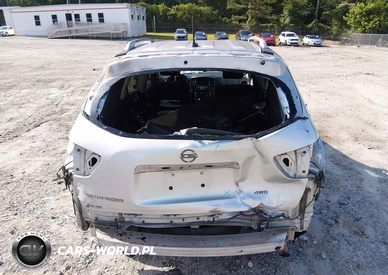 2018 Nissan Pathfinder S VIN:5N1DR2MM9JC652529 - 17