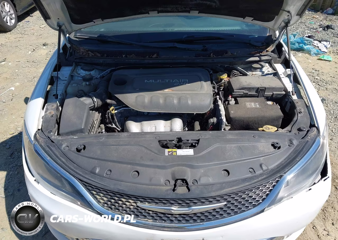 2015 Chrysler 200 Limited VIN:1C3CCCAB0FN658102 - 10