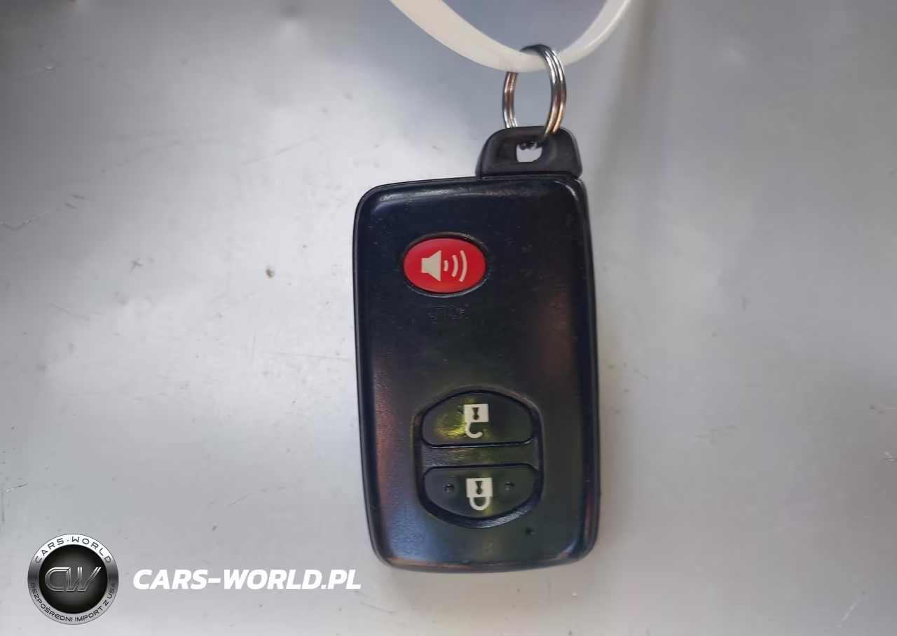 2013 Toyota Prius V Three VIN:JTDZN3EU3D3259026 - 11