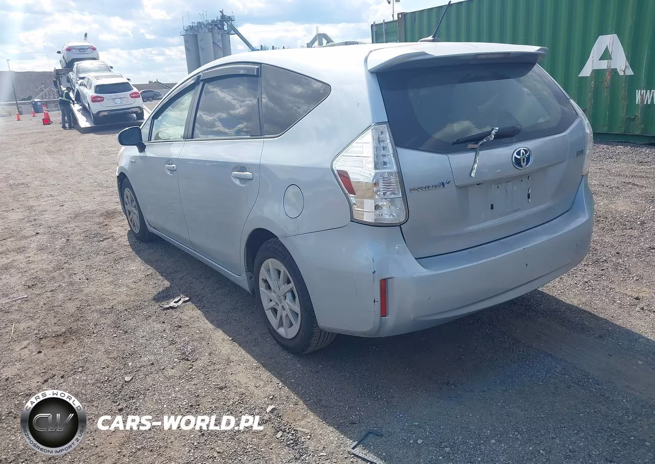 2013 Toyota Prius V Three VIN:JTDZN3EU3D3259026 - 3