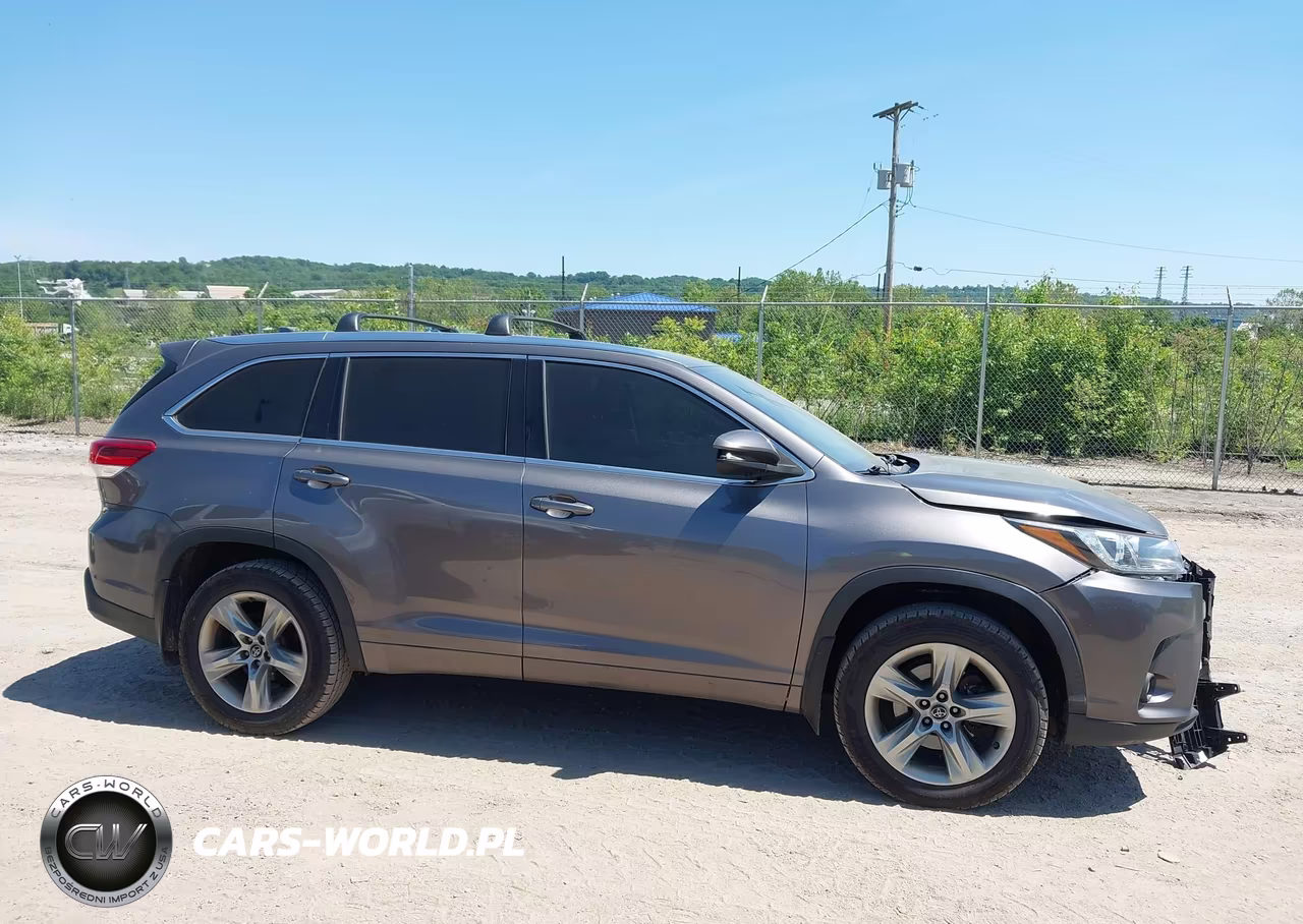2017 Toyota Highlander Limited VIN:5TDDZRFH2HS416147 - 13