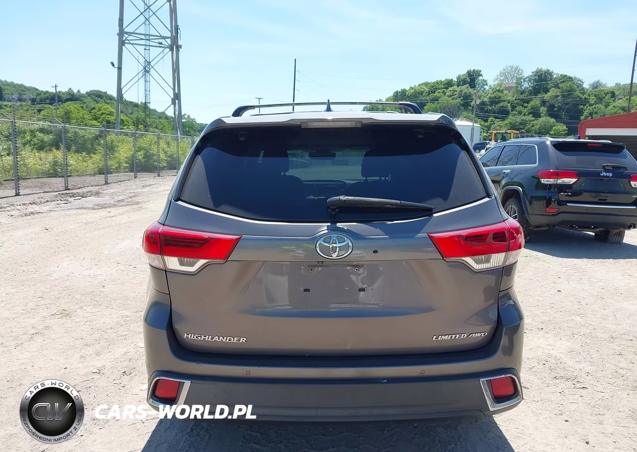 2017 Toyota Highlander Limited VIN:5TDDZRFH2HS416147 - 16