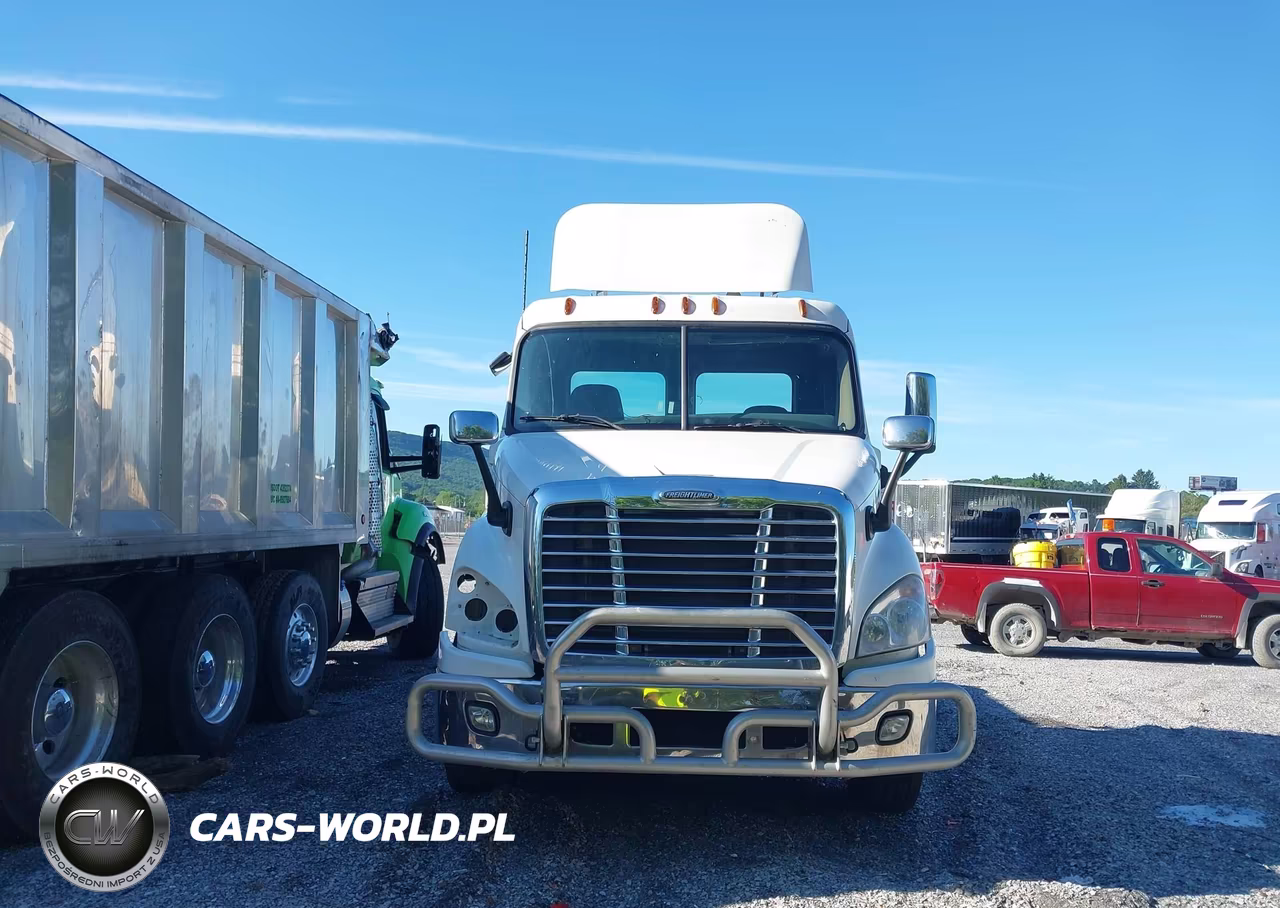 2012 Freightliner Cascadia 113 VIN:1FUBGADV9CSBS4949 - 13