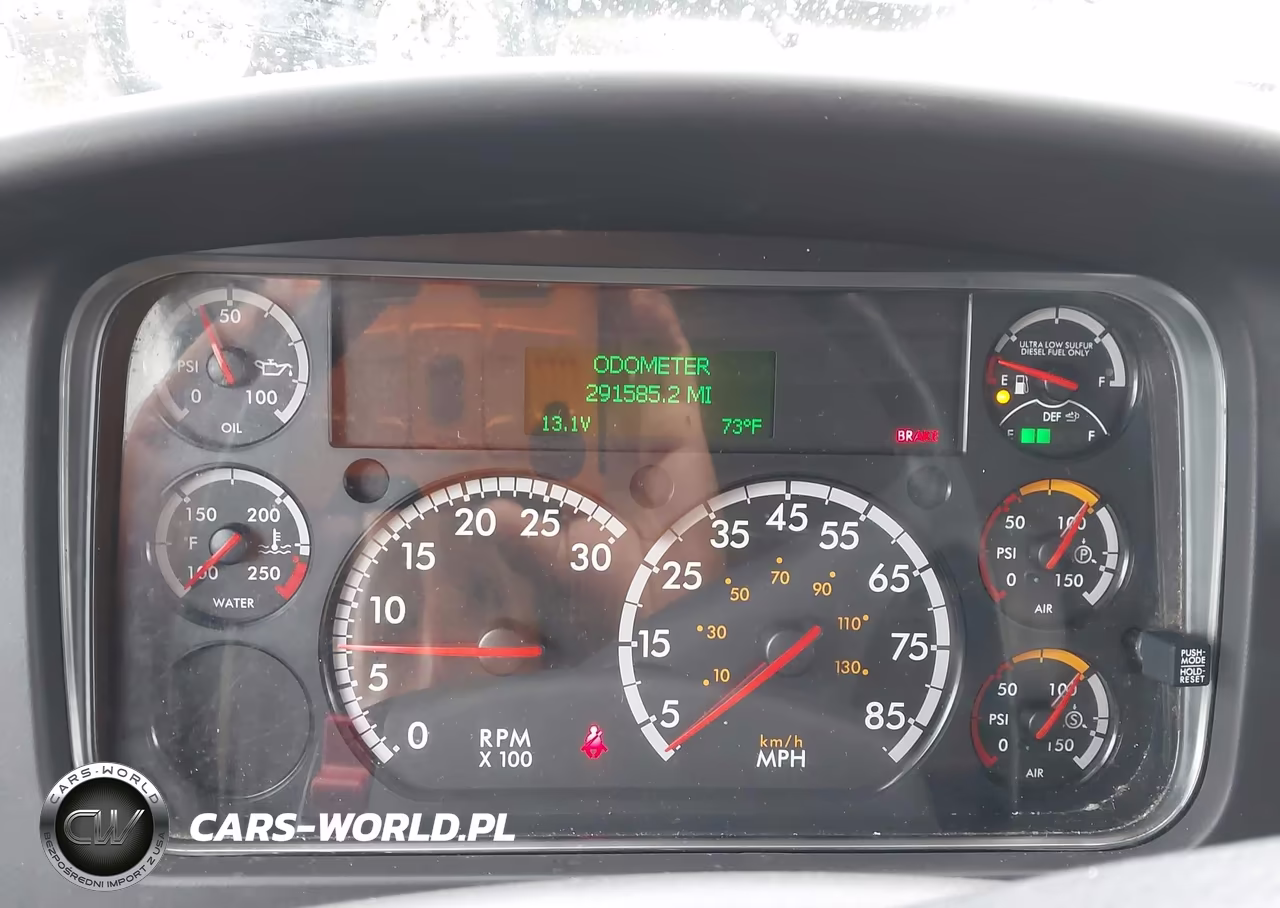 2019 Freightliner M2 106 VIN:1FVACXFC4KHKK4533 - 5