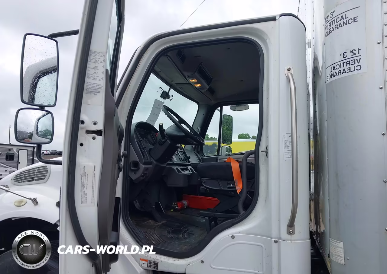 2019 Freightliner M2 106 VIN:1FVACXFC4KHKK4533 - 6
