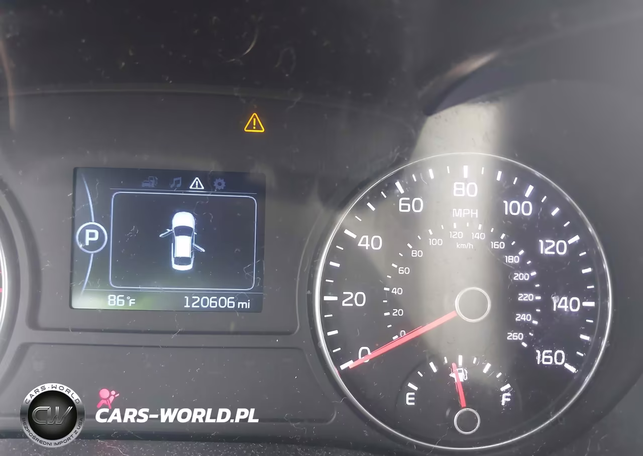 2018 Kia Optima Lx VIN:5XXGT4L38JG212373 - 15