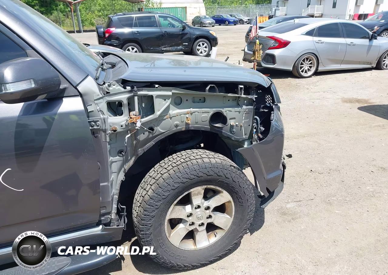 2010 Toyota 4Runner Sr5 V6 VIN:JTEBU5JR2A5011623 - 17