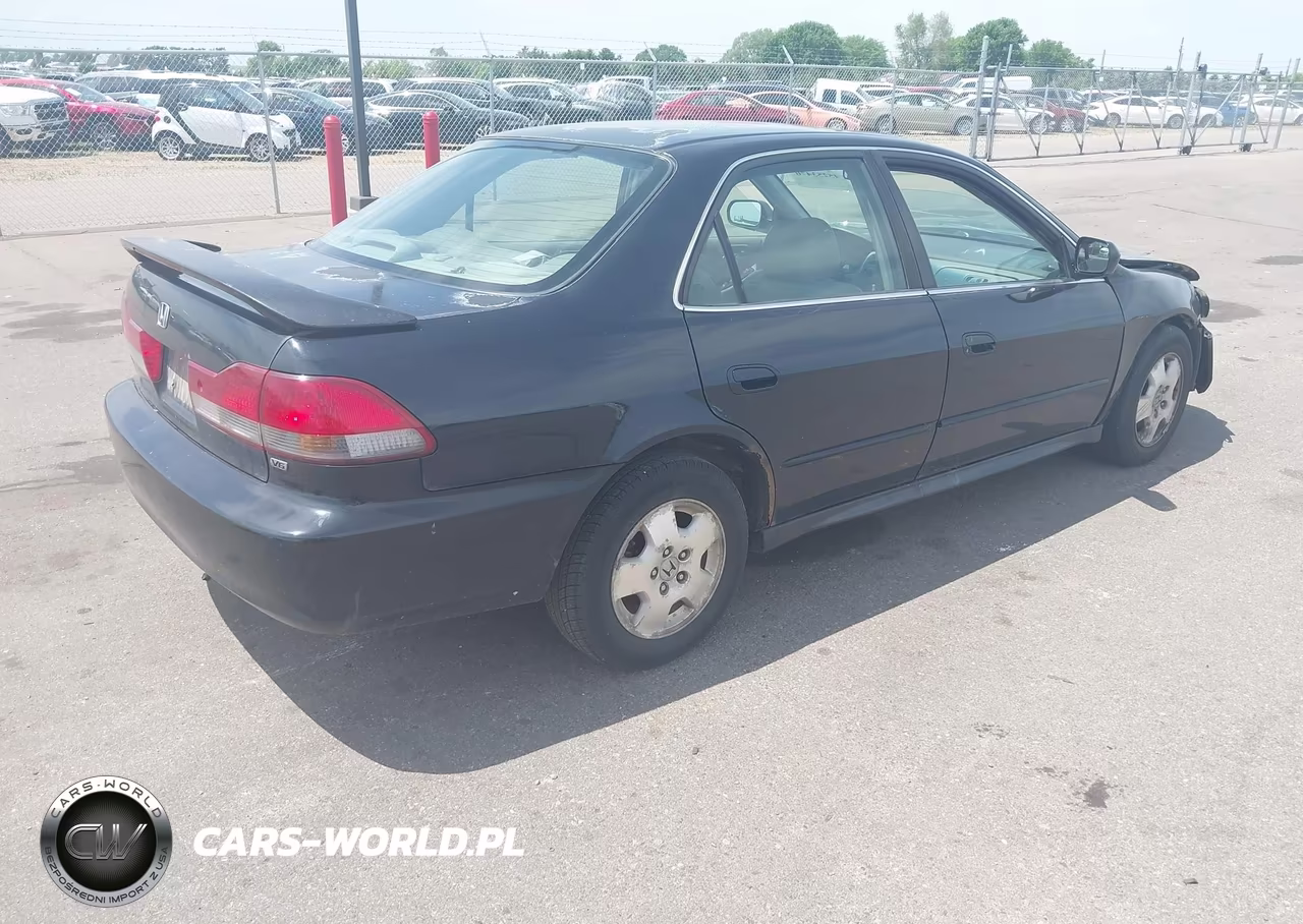 2002 Honda Accord 3.0 Ex VIN:1HGCG16572A083913 - 4