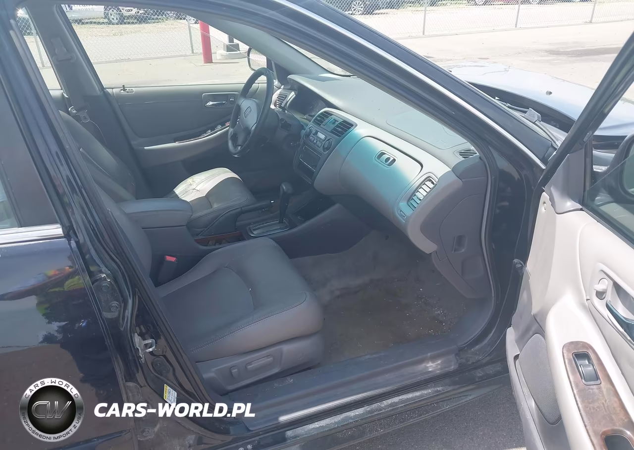 2002 Honda Accord 3.0 Ex VIN:1HGCG16572A083913 - 5
