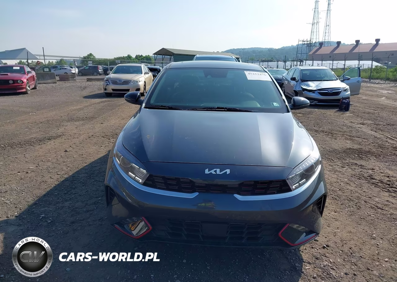 2024 Kia Forte Gt-Line VIN:3KPF54AD8RE811733 - 12