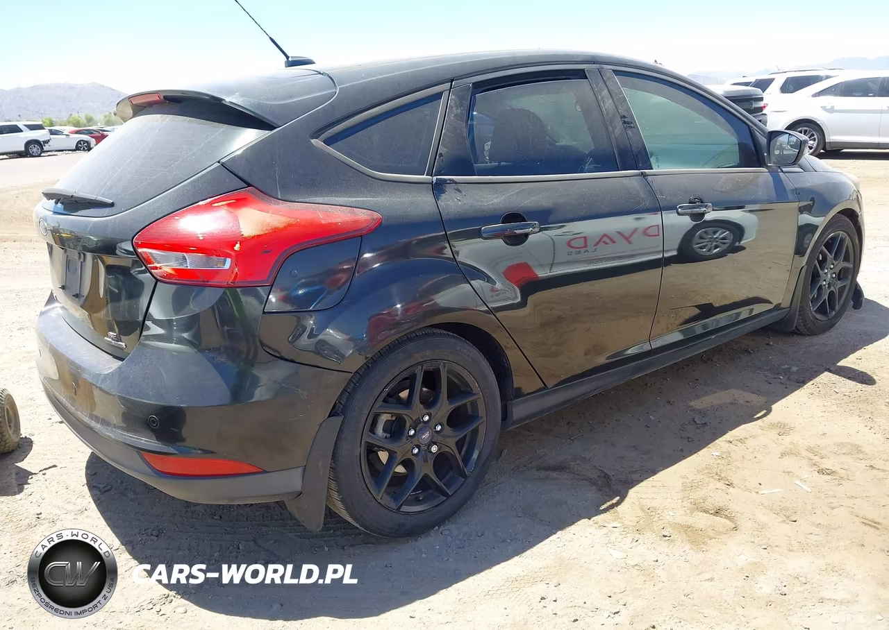 FORD FOCUS SE VIN:1FADP3K22FL314789 - 4